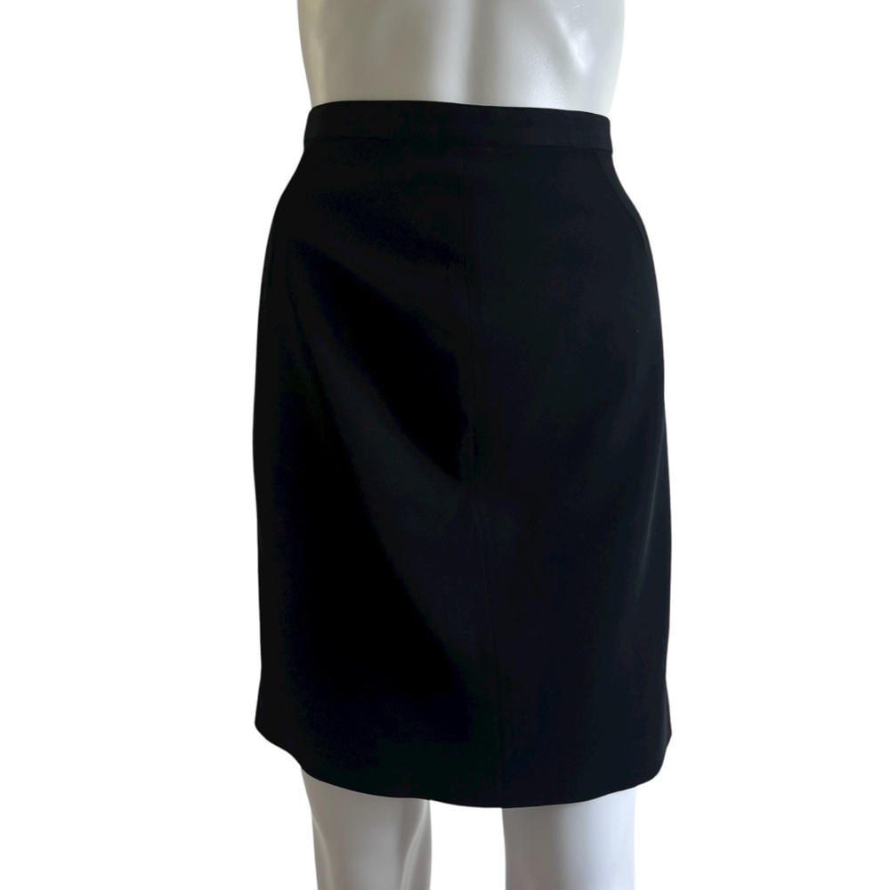 Giorgio Armani Vintage Black Wool Knee Length Skirt Size 44